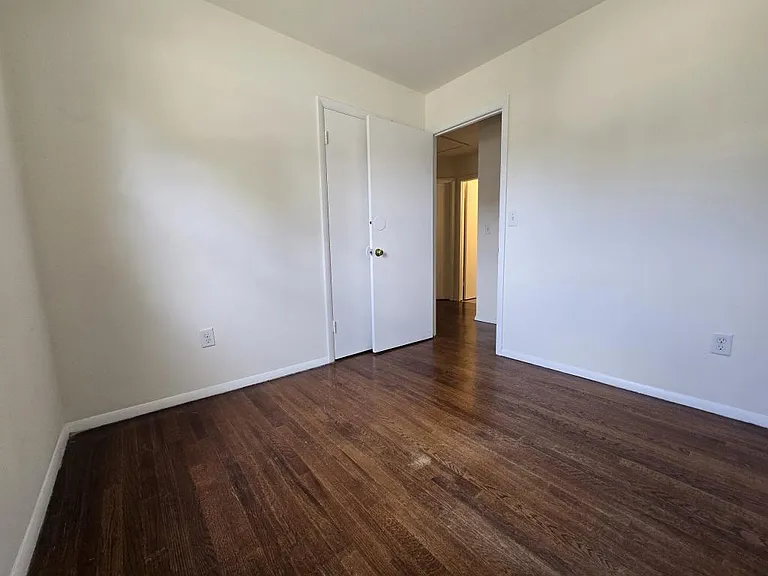 11 Glenwood Dr — Photo 13
