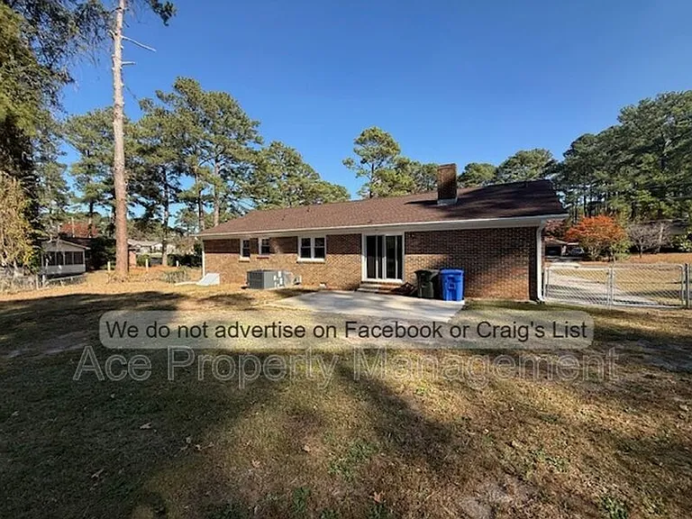 643 Wakefield Dr — Photo 13