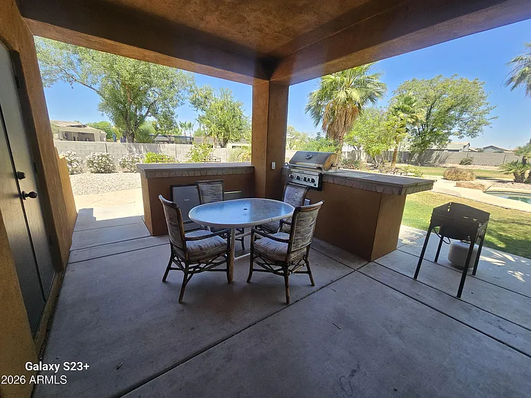 5118 W Winston Dr — Photo 15