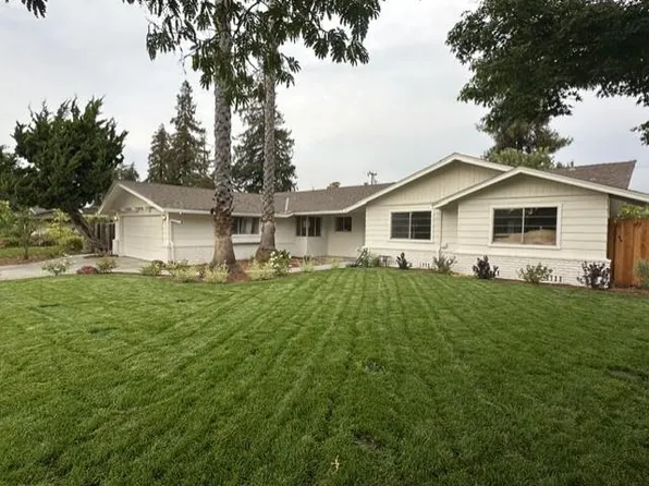 1369 Chelsea Dr, Los Altos, CA 94024