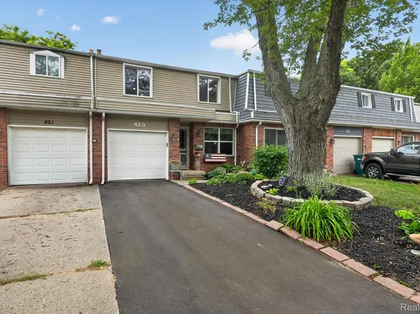 423 Leland St, Flushing, MI 48433