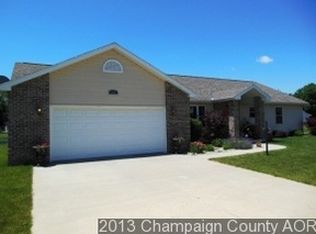 801 Kara Ave, Saint Joseph, IL