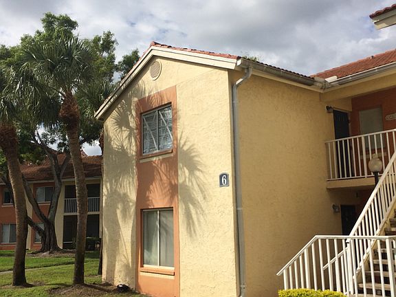 2nd image of 1041 The Pointe Dr