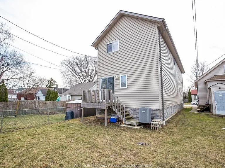 700 Bridge Ave — Photo 12