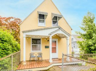 1304 Woodlawn St, Scranton, PA 18509