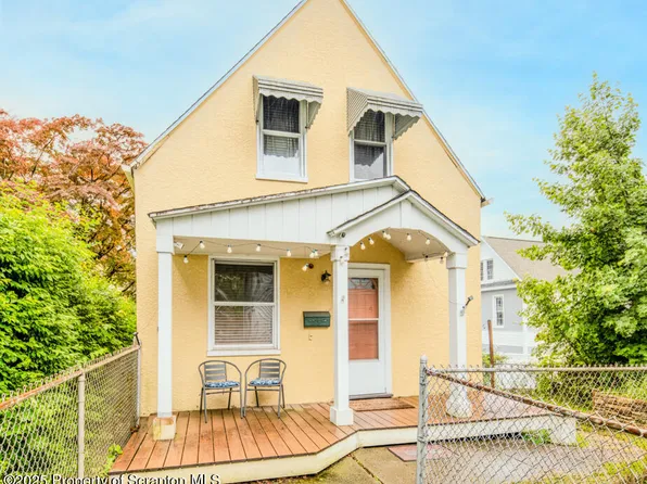 1304 Woodlawn St, Scranton, PA 18509