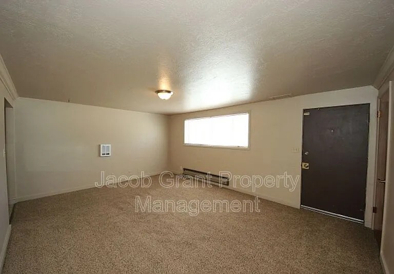 756 Wayne Ave #4 — Photo 4