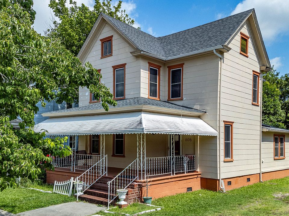 1st image of 606 W Colonial Avenue