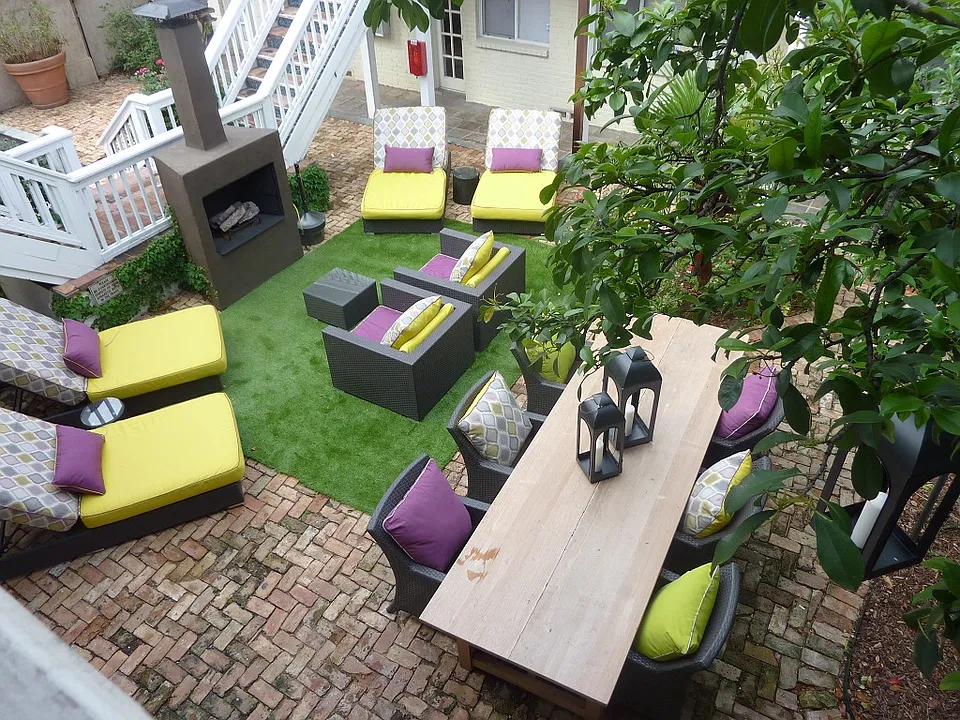 5310 Gaston - GREEN HOUSE VILLA Courtyard 1