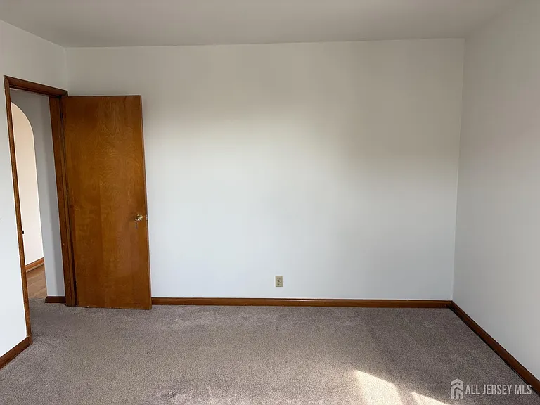 123 Heald St #F2 — Photo 6