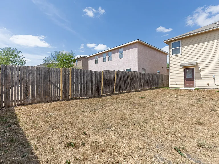5738 Golf Hts #2 — Photo 28