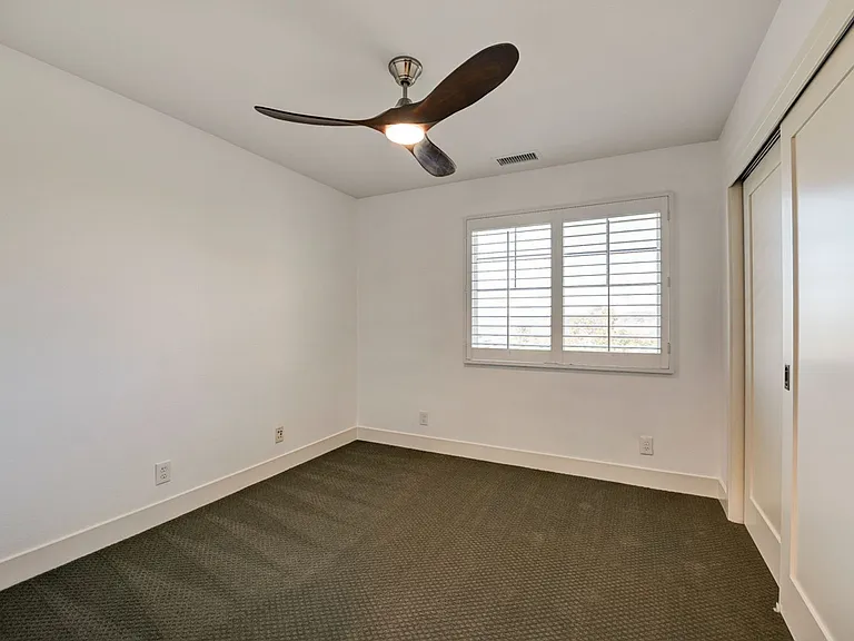 1 Chimney Ln — Photo 30