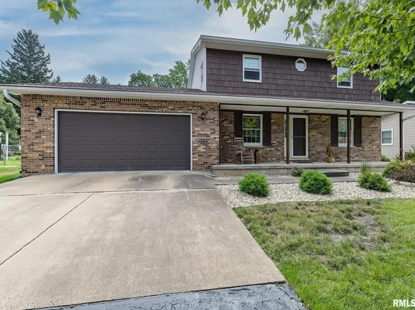445 Bandy Ave, Galesburg, IL 61401
