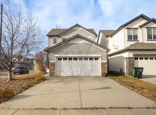 1756 63rd St SW, Edmonton, AB T6X0S1