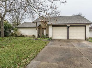 16026 Blackhawk Blvd, Friendswood, TX 77546