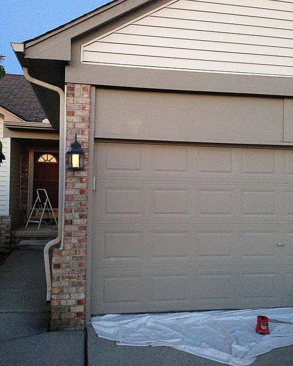1st image of 52042 Hickory Dr