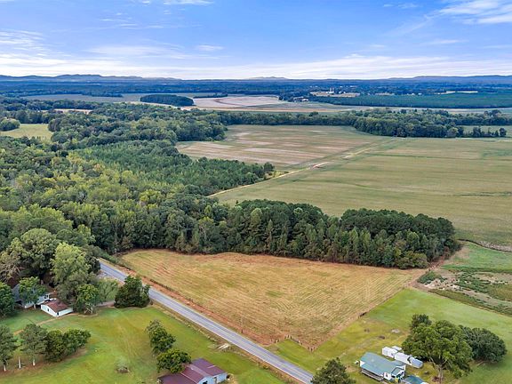 4th image of 832/COUNTY Road 71