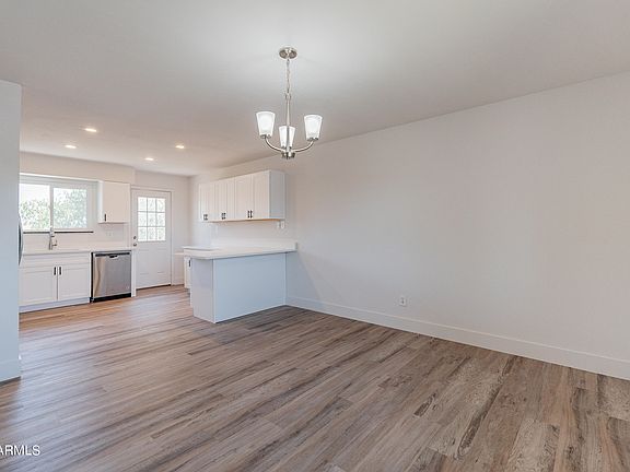 5th image of 4551 W PARADISE Drive