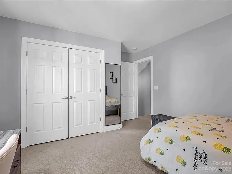 5 Maxim Ct — Photo 22