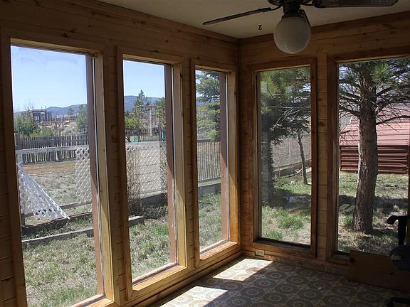 3rd image of 34 Fishermans Ln