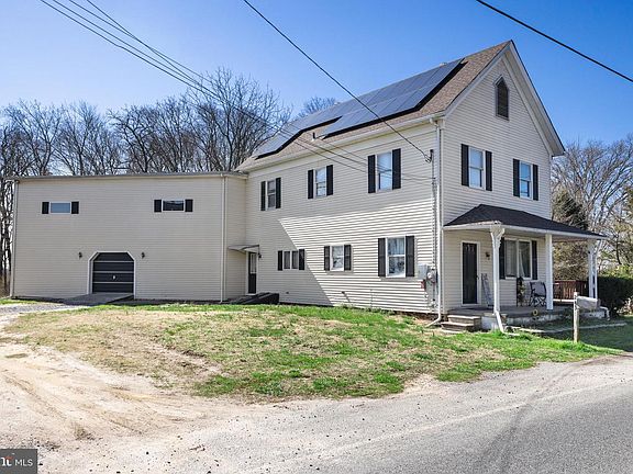 2nd image of 243 Palatine Rd
