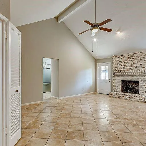 21623 Park Valley Dr — Photo 4