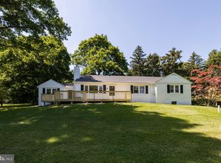 2002 Ridgewood Dr, Coatesville, PA 19320