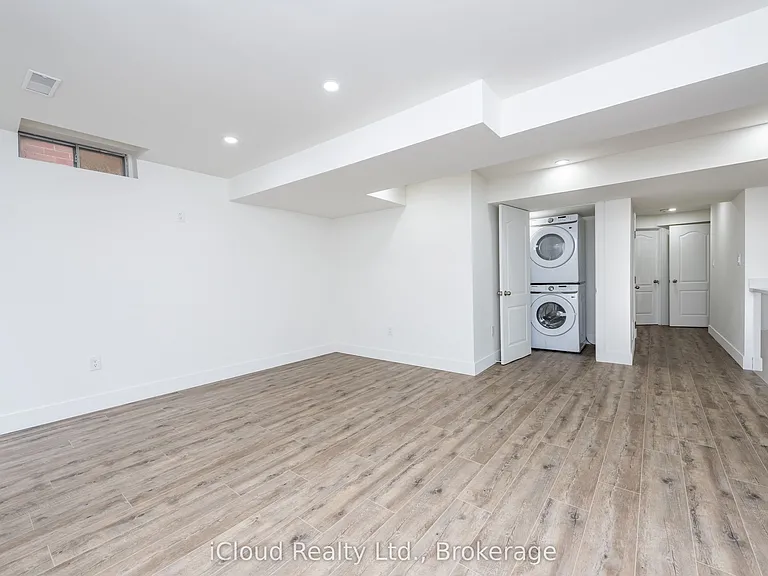 899 Boyer Blvd #LOWER LEVEL — Photo 7