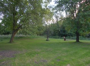 18680 Forest Rd N #B, Forest Lake, MN 55025