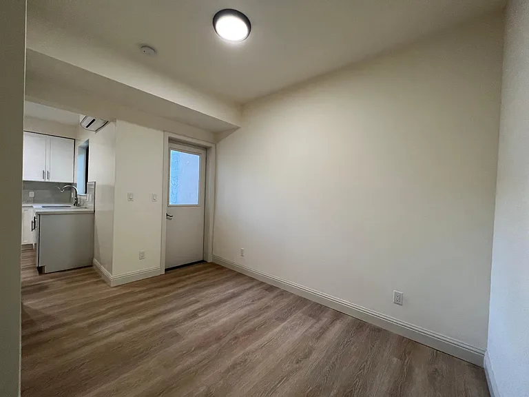 715 Madison St #202 — Photo 5