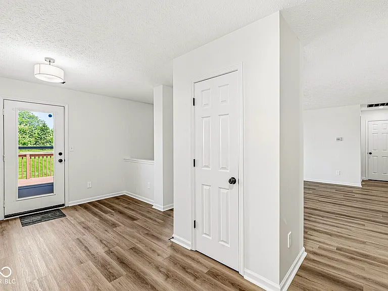2747 Foxbriar Pl — Photo 12