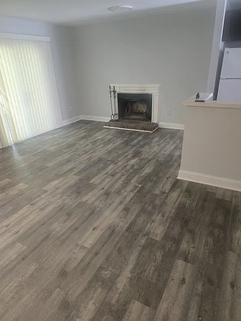 3 bed, 2.5 bath, 1200 sqft, $1,700 — Photo 3