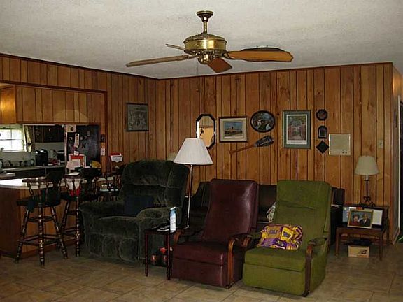 2nd image of 2293 Colombo Dr