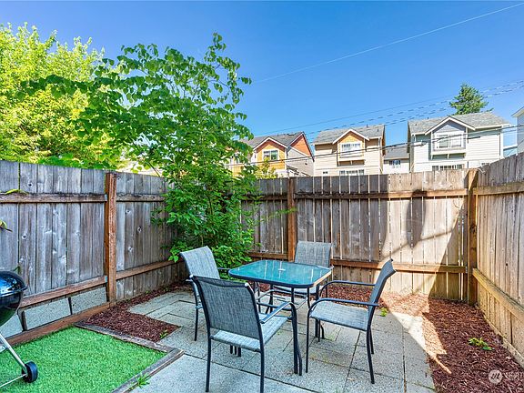 2nd image of 12049 33rd Avenue NE #A