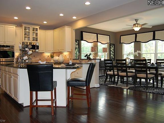 3rd image of 3296 Vitale Ct