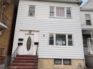 17 Farnham Ave FLOOR 1, Garfield, NJ 07026