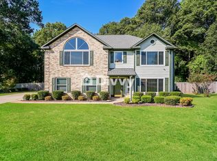 5393 Emily Cir, Ellenwood, GA 30294