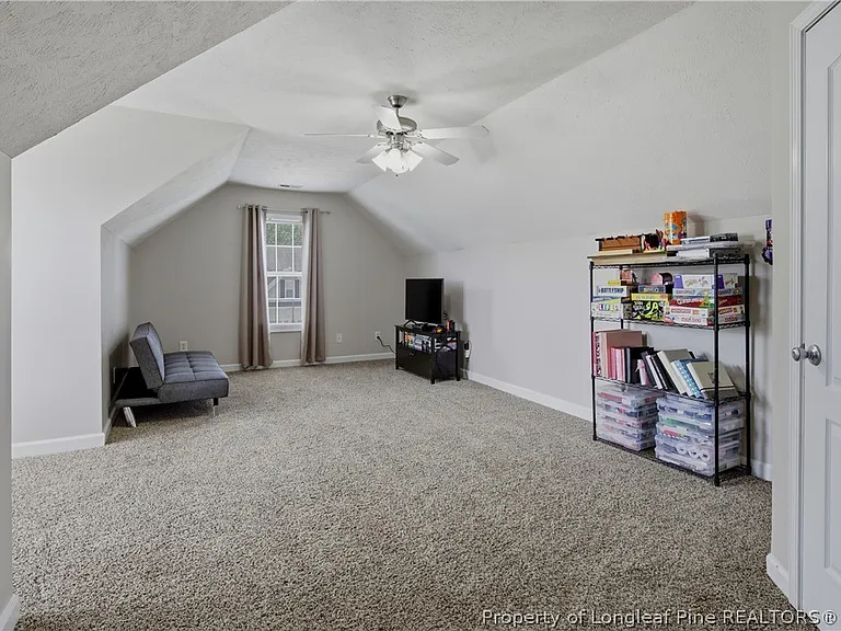 420 Thorncliff Dr — Photo 42