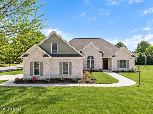 404 Donald Drive, Winterville, NC 28590