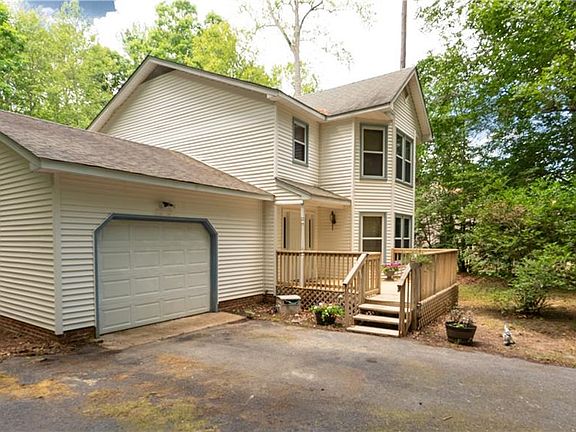 2nd image of 8153 Meandering Ln