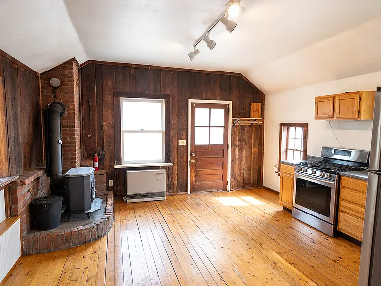 481 Sand Rd — Photo 9