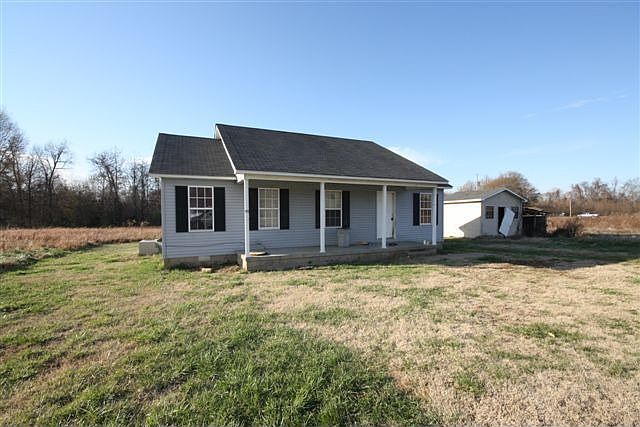 1st image of 160 Daniel Ln