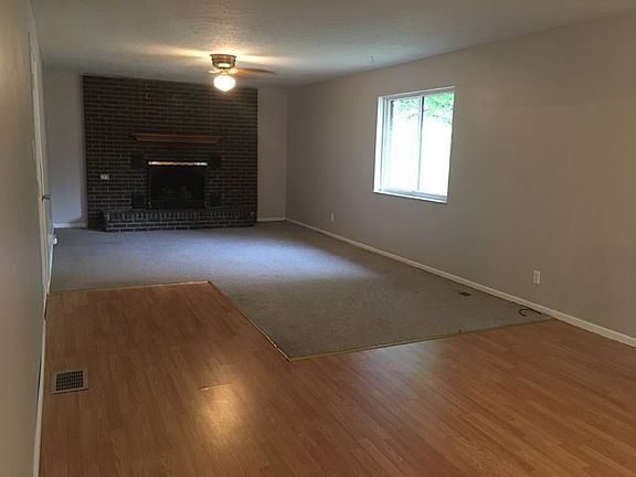4th image of 2701 Patton Place Dr