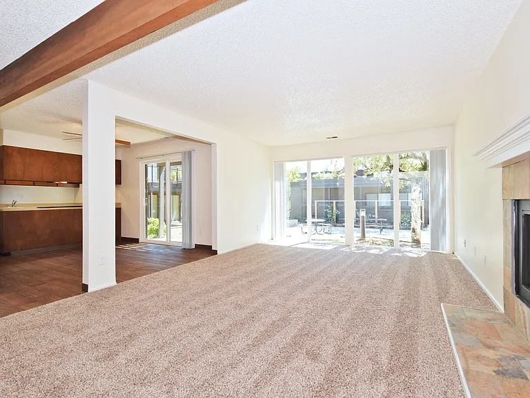 Timberwood Apartments — Photo 29