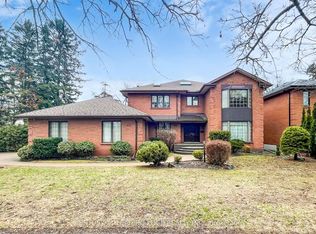 1127 Oshawa Blvd N, Oshawa, ON