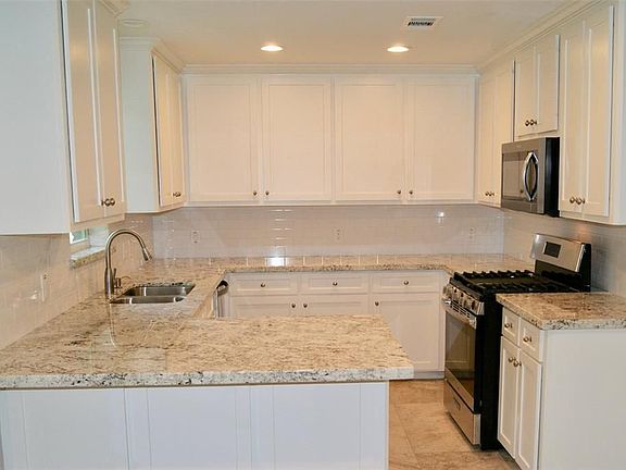 5th image of 5839 Southminster Dr