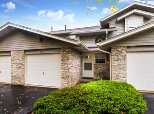 682 N Tamarac Blvd, Addison, IL 60101