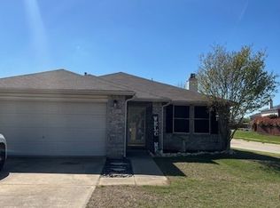 6100 Countess Ln, Denton, TX 76210