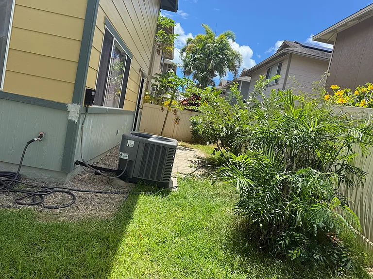 Makalea St — Photo 22