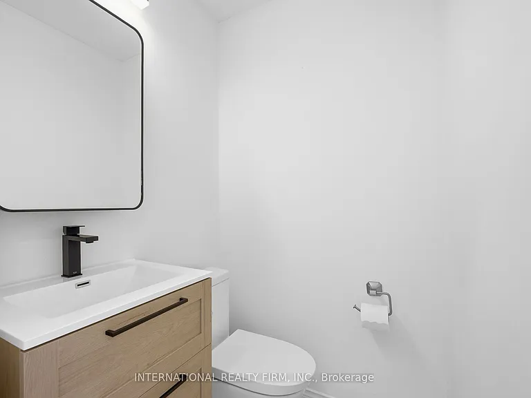 68 Old Orchard Cres — Photo 21